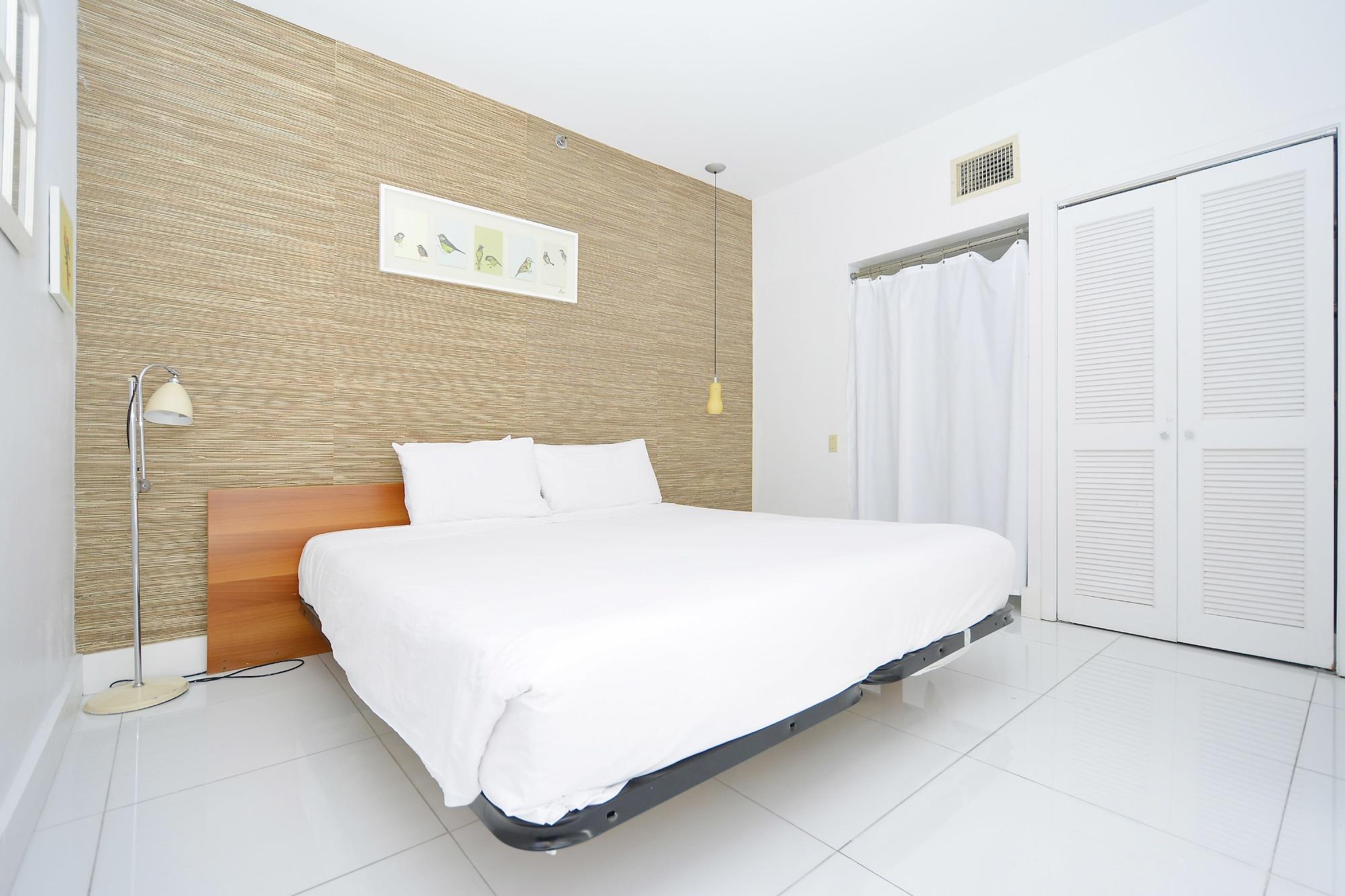 First Street Apartments Miami Beach Exterior photo