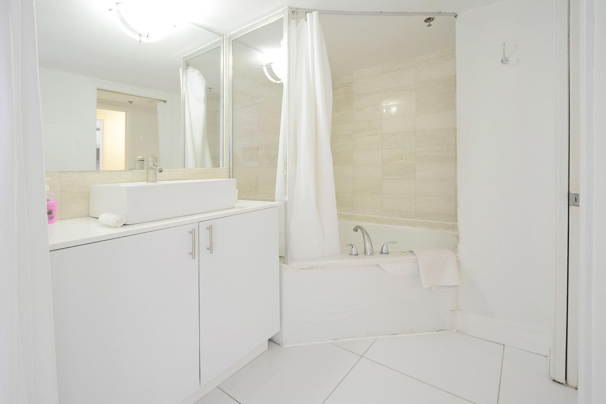 First Street Apartments Miami Beach Exterior photo