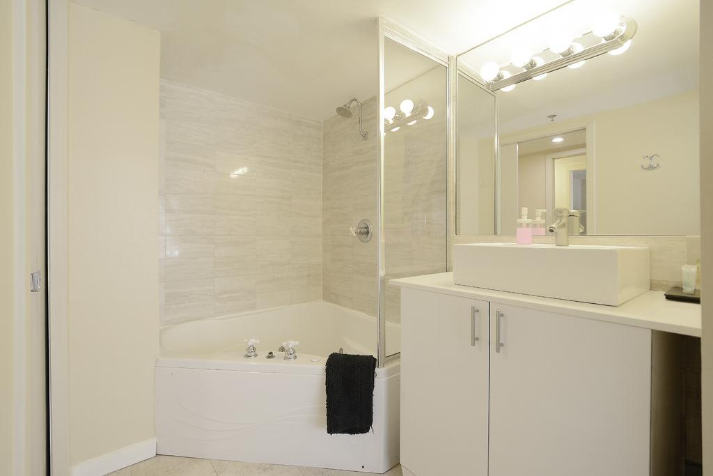First Street Apartments Miami Beach Exterior photo